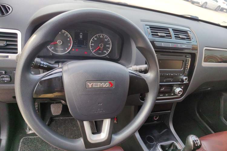 Used Yema T70 2016 Upgraded Model 1.8L Manual Comfort Version Steering Wheel