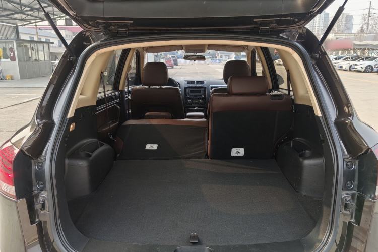 Used Yema T70 2016 Upgraded Model 1.8L Manual Comfort Version Trunk