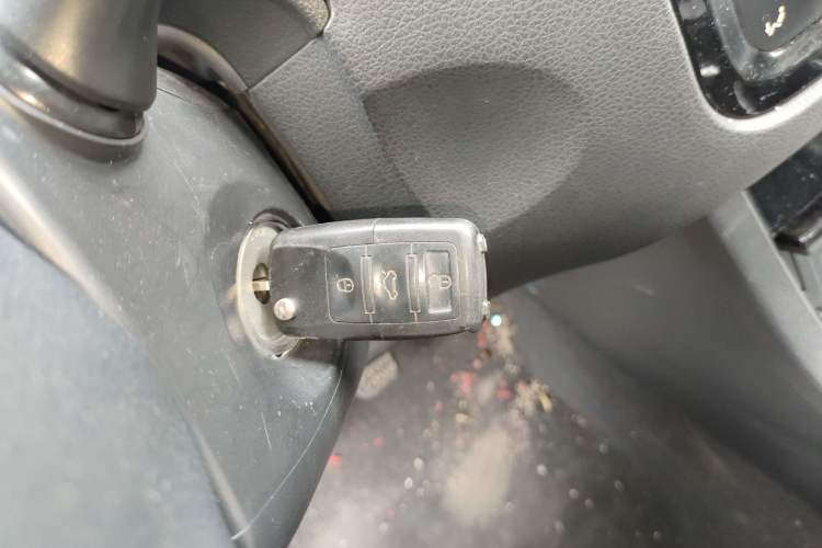 Used Yema T70 2016 1.8L Manual Elite Version Vehicle Key