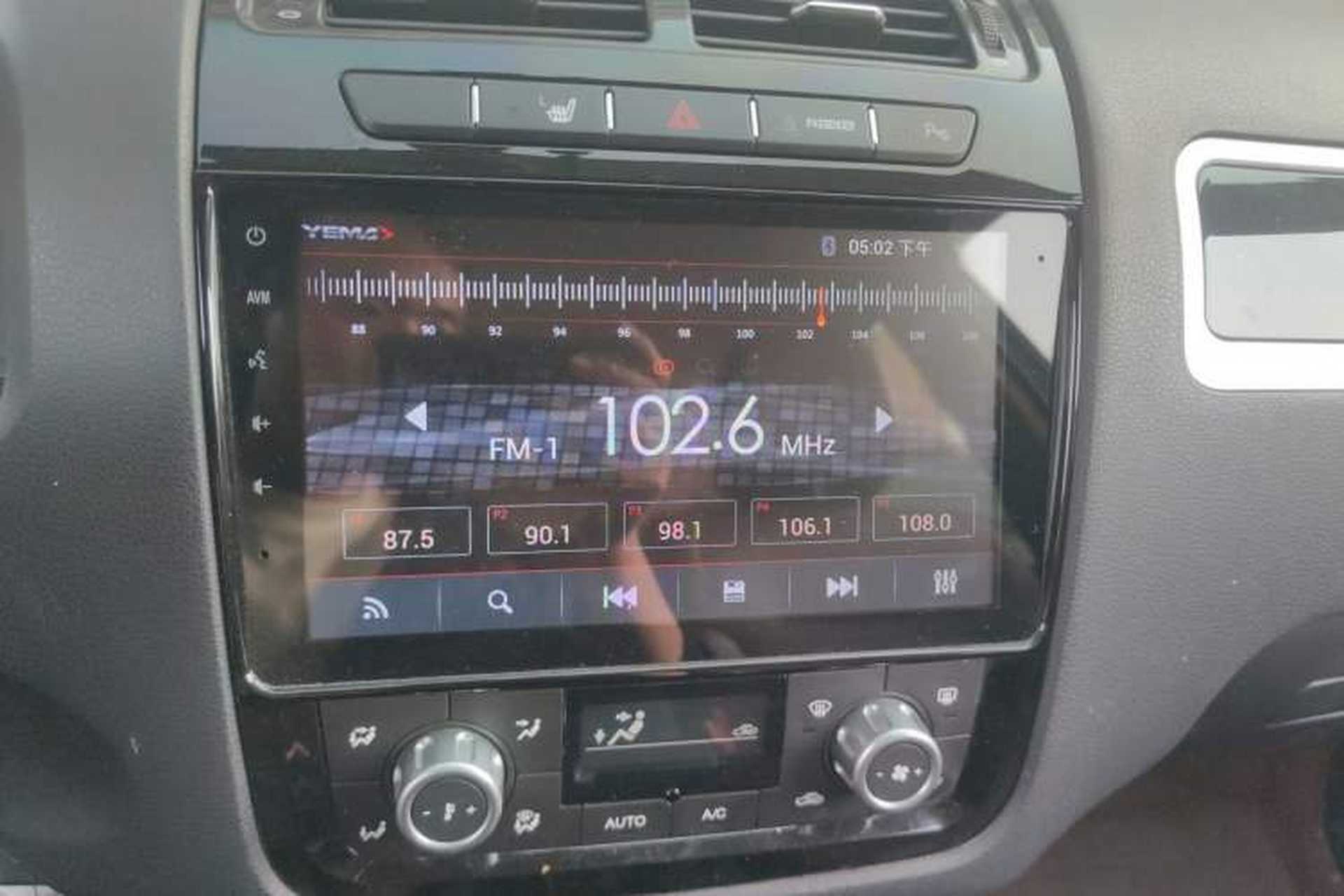 Used Yema T70 2016 Upgraded Model 1.8T CVT Flagship Edition Audio And AC Panel