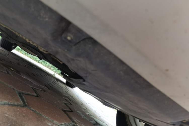 Used Yema T70 2016 1.8T CVT Elegant Model Chassis Front