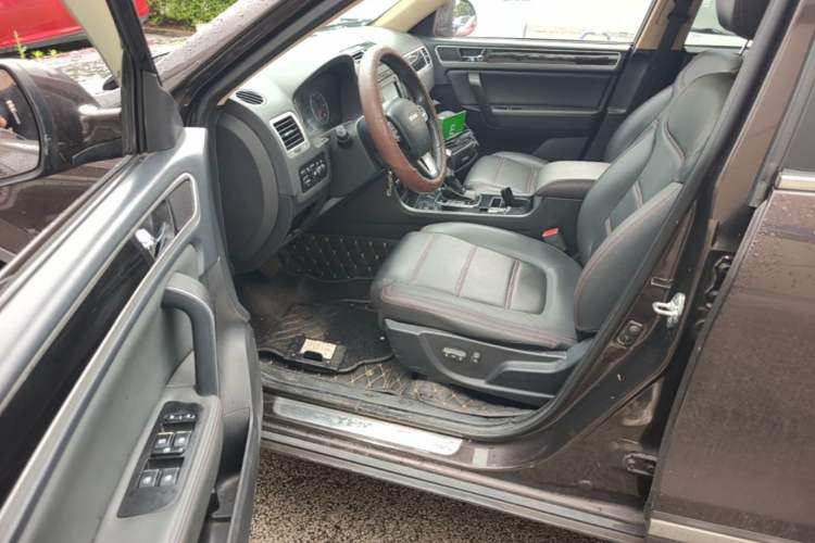 Used Yema T70 2016 1.8T CVT Elegant Model Driver Seat