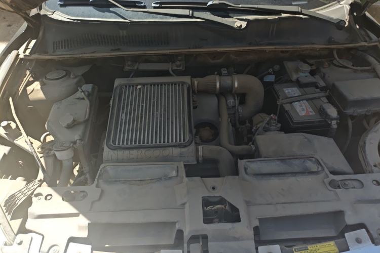 Used Yema T70 2016 Upgraded Model 1.8T CVT Flagship Edition Engine Bay