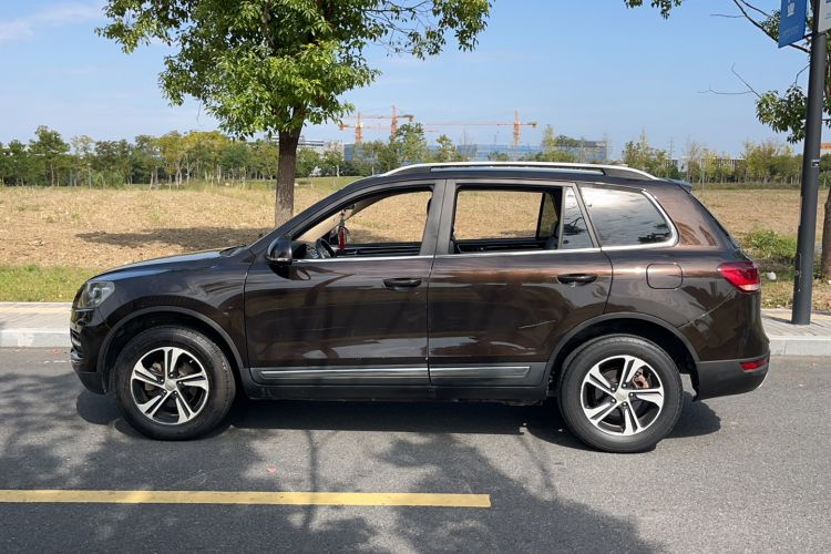 Used Yema T70 2016 Upgraded Model 1.5T Manual Luxury Version Exterior 5