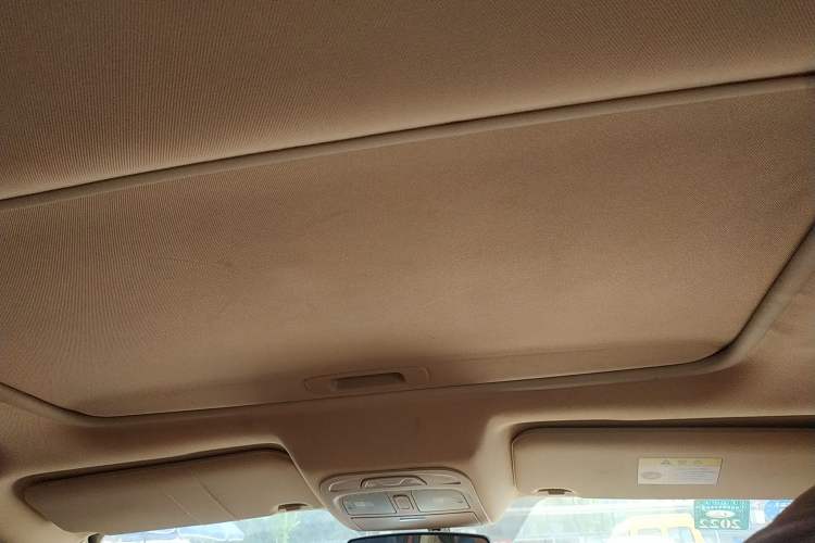 Used Yema T70 2016 Upgraded Model 1.8L Manual Elite Version Headliner