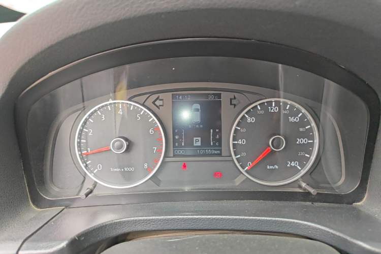 Used Yema T70 2016 Upgraded Model 1.8T CVT Flagship Edition Instrument Cluster