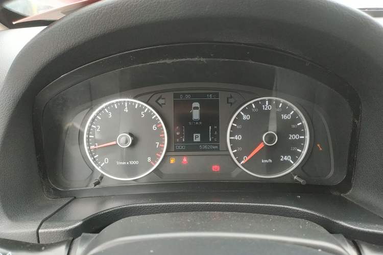Used Yema T70 2016 Upgraded Model 1.8T CVT Flagship Edition Instrument Cluster
