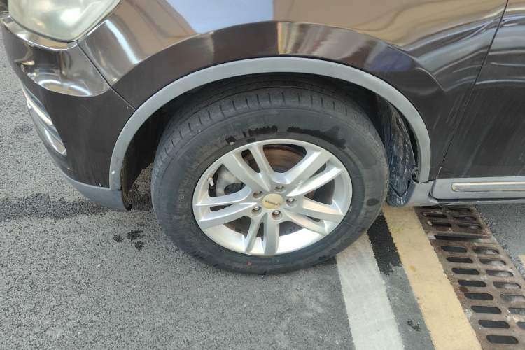 Used Yema T70 2016 1.8T CVT Elegant Model Left Front Wheel Hub