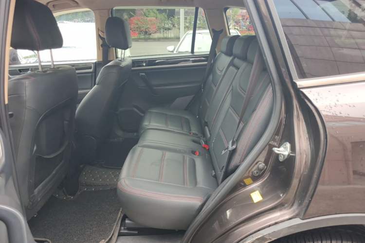 Used Yema T70 2016 1.8T CVT Elegant Model Left Rear Seat