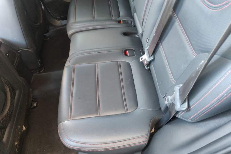 Used Yema T70 2016 1.8T CVT Elegant Model Left Rear Seat