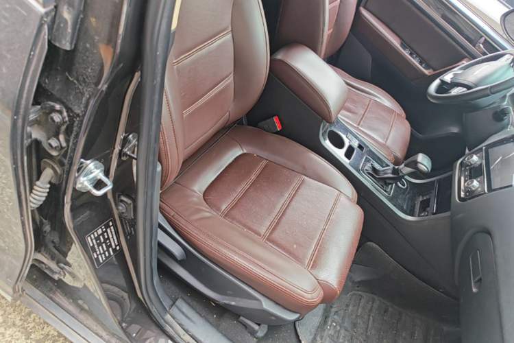 Used Yema T70 2016 Upgraded Model 1.8T CVT Flagship Edition Right Front Seat