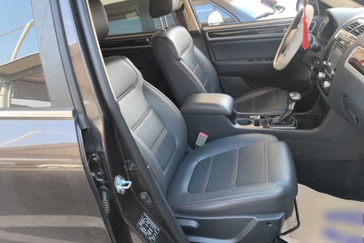 Used Yema T70 2016 1.8T CVT Elegant Model Right Front Seat