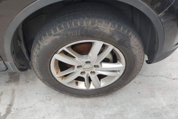 Used Yema T70 2016 Upgraded Model 1.5T Manual Leading Version Right Front Wheel Hub