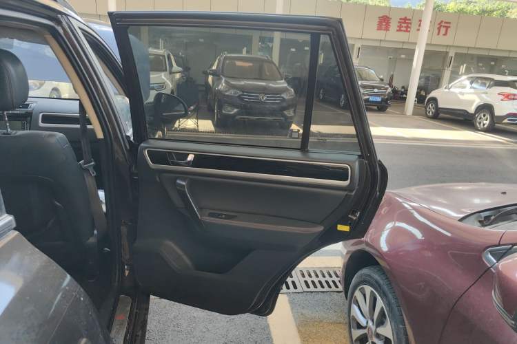 Used Yema T70 2016 1.8T CVT Elegant Model Right Rear Door Interior