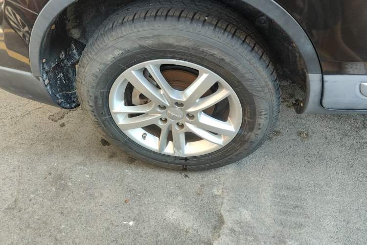 Used Yema T70 2016 1.8T CVT Elegant Model Right Rear Wheel Hub