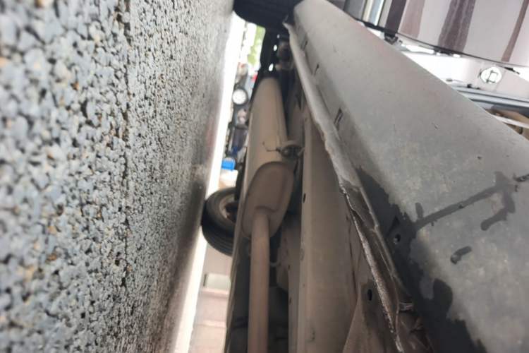 Used Yema T70 2016 1.8T CVT Elegant Model Right Side Sill