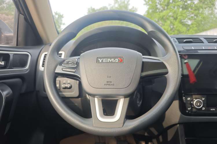 Used Yema T70 2016 Upgraded Model 1.8L Manual Elite Version Steering Wheel