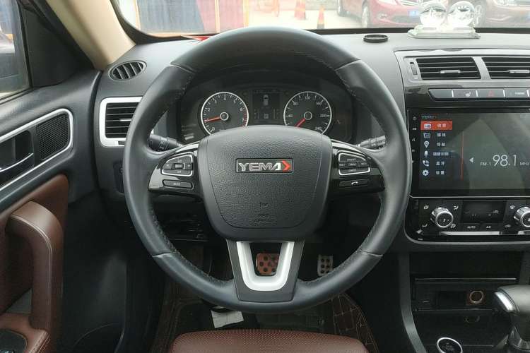 Used Yema T70 2016 Upgraded Model 1.8T CVT Flagship Edition Steering Wheel