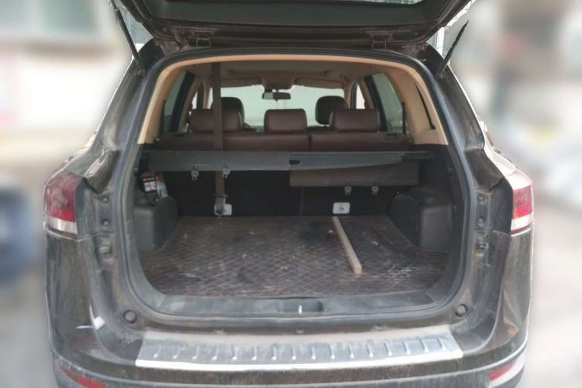 Used Yema T70 2016 Upgraded Model 1.8T CVT Flagship Edition Trunk