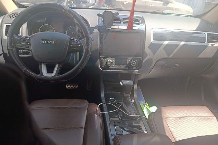 Used Yema T70 2016 Upgraded Model 1.8T CVT Flagship Edition Center Console