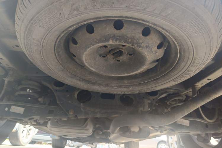 Used Yema T70 2016 Upgraded Model 1.8T CVT Flagship Edition Chassis Rear