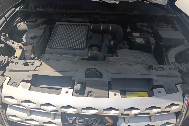 Used Yema T70 2016 Upgraded Model 1.8T CVT Flagship Edition Engine Bay