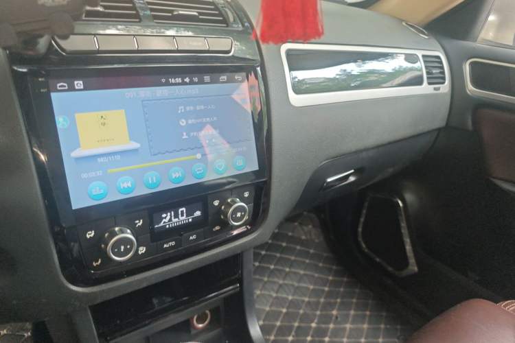 Used Yema T70 2016 Upgraded Model 1.8L Manual Comfort Version Audio And AC Panel