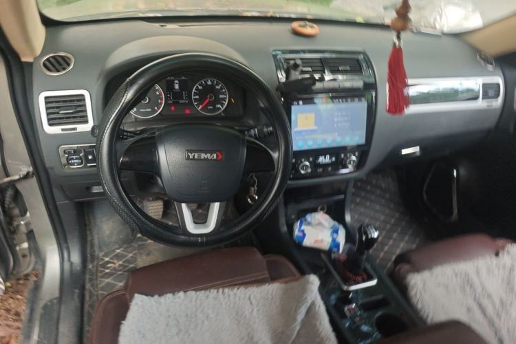 Used Yema T70 2016 Upgraded Model 1.8L Manual Comfort Version Center Console