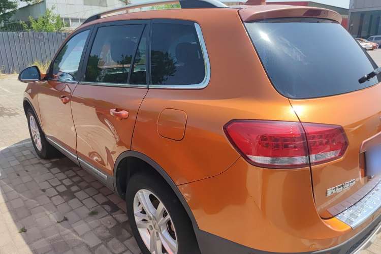 Used Yema T70 2016 1.8T CVT Elegant Model Exterior 5