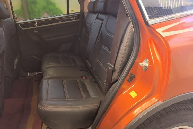 Used Yema T70 2016 1.8T CVT Ambition Model Left Rear Seat