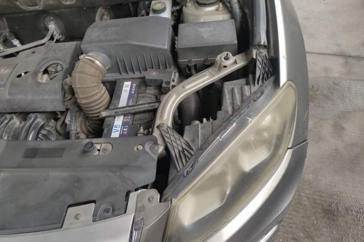 Used Yema T70 2016 1.8L Manual Elite Version Engine Bay Left