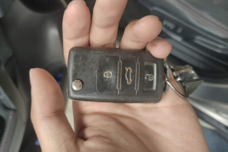 Used Yema T70 2016 1.8L Manual Elite Version Vehicle Key