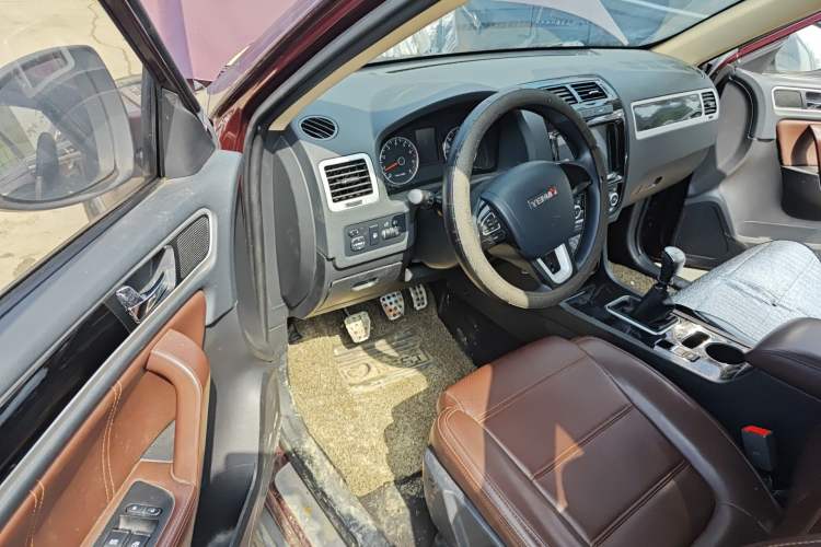 Used Yema T70 2016 Upgraded Model 1.5T Manual Leading Version Driver Seat