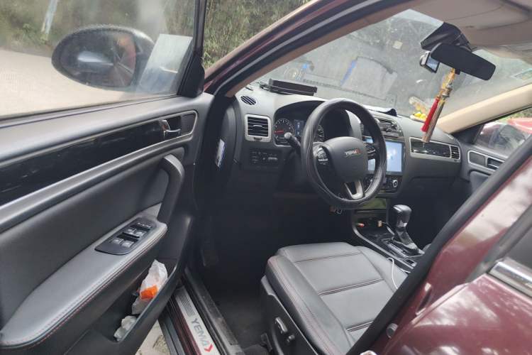 Used Yema T70 2016 1.8T CVT Elegant Model Driver Seat