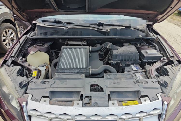 Used Yema T70 2016 Upgraded Model 1.5T Manual Leading Version Engine Bay