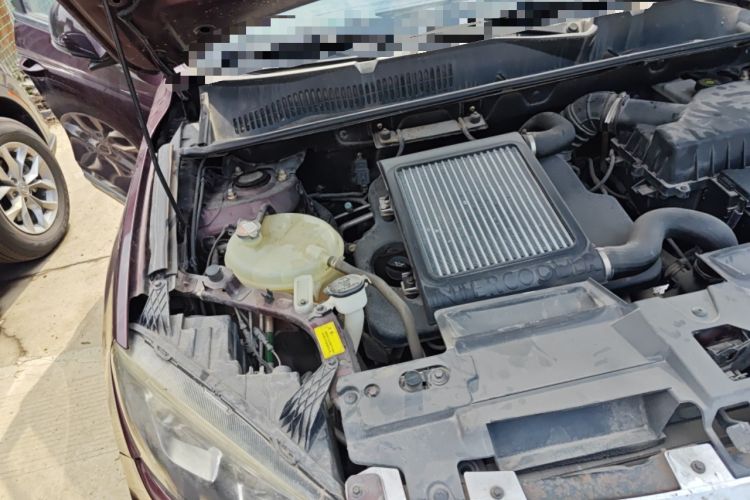 Used Yema T70 2016 Upgraded Model 1.5T Manual Leading Version Engine Bay Right
