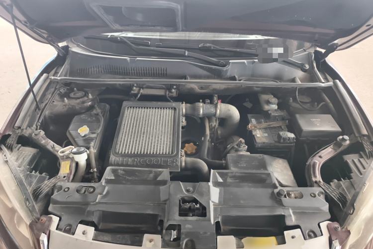 Used Yema T70 2016 1.8T CVT Smart 7-Seater Engine Bay