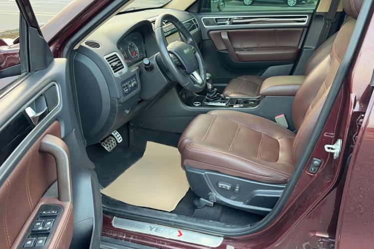 Used Yema T70 2016 Upgraded Model 1.8T CVT Flagship Edition Interior 1