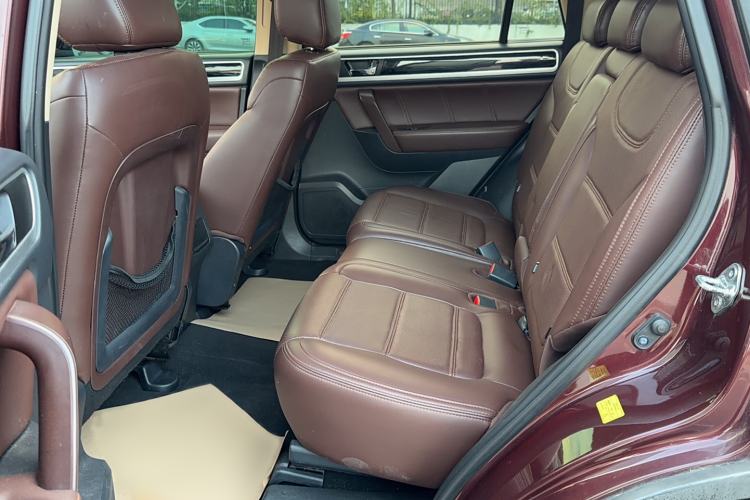 Used Yema T70 2016 Upgraded Model 1.8T CVT Flagship Edition Interior 2