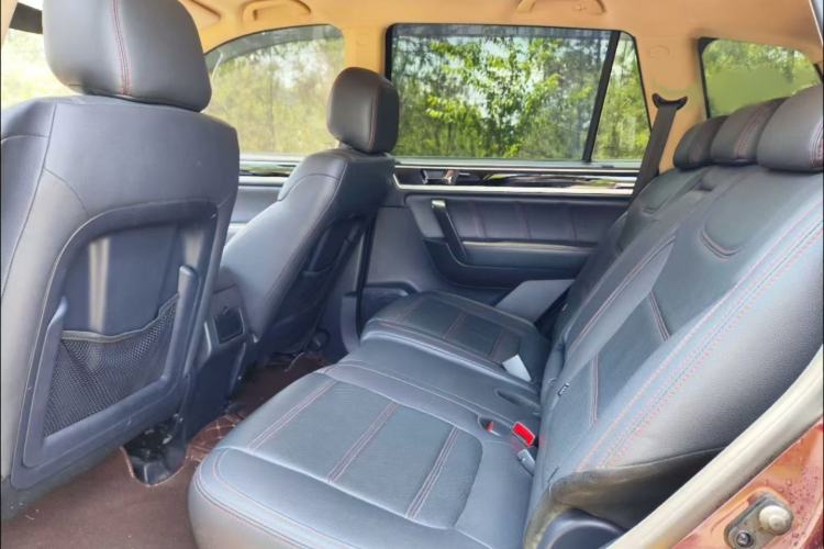 Used Yema T70 2016 1.8T CVT Smart 7-Seater Interior 2