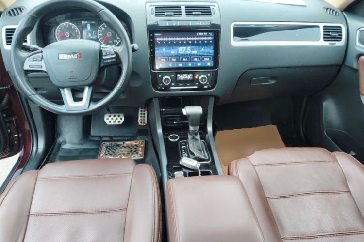 Used Yema T70 2016 Upgraded Model 1.8T CVT Flagship Edition Interior 2