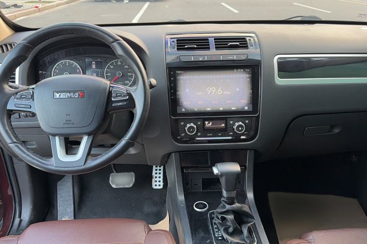 Used Yema T70 2016 Upgraded Model 1.8T CVT Flagship Edition Interior 3