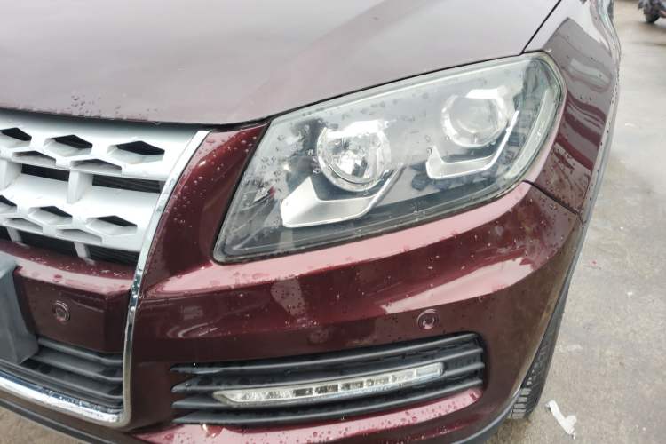 Used Yema T70 2016 Upgraded Model 1.8T CVT Flagship Edition Left Front Headlight