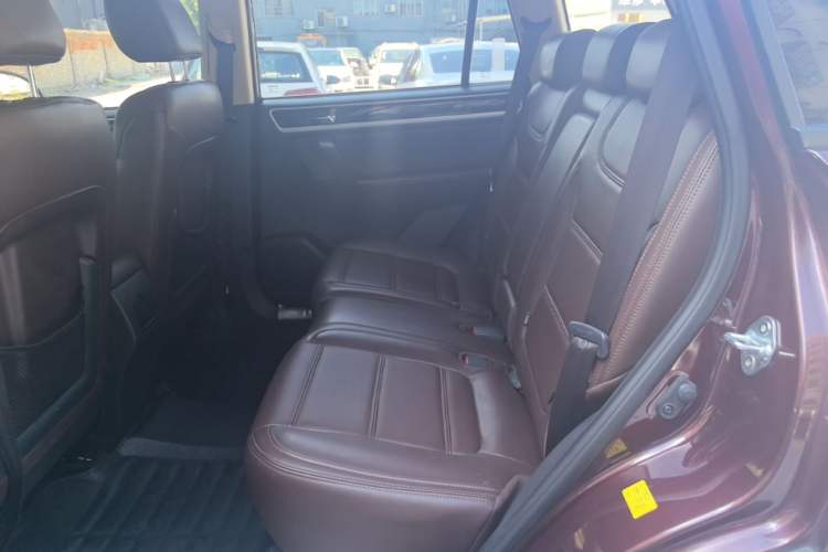 Used Yema T70 2016 Upgraded Model 1.8L Manual Comfort Version Left Rear Seat