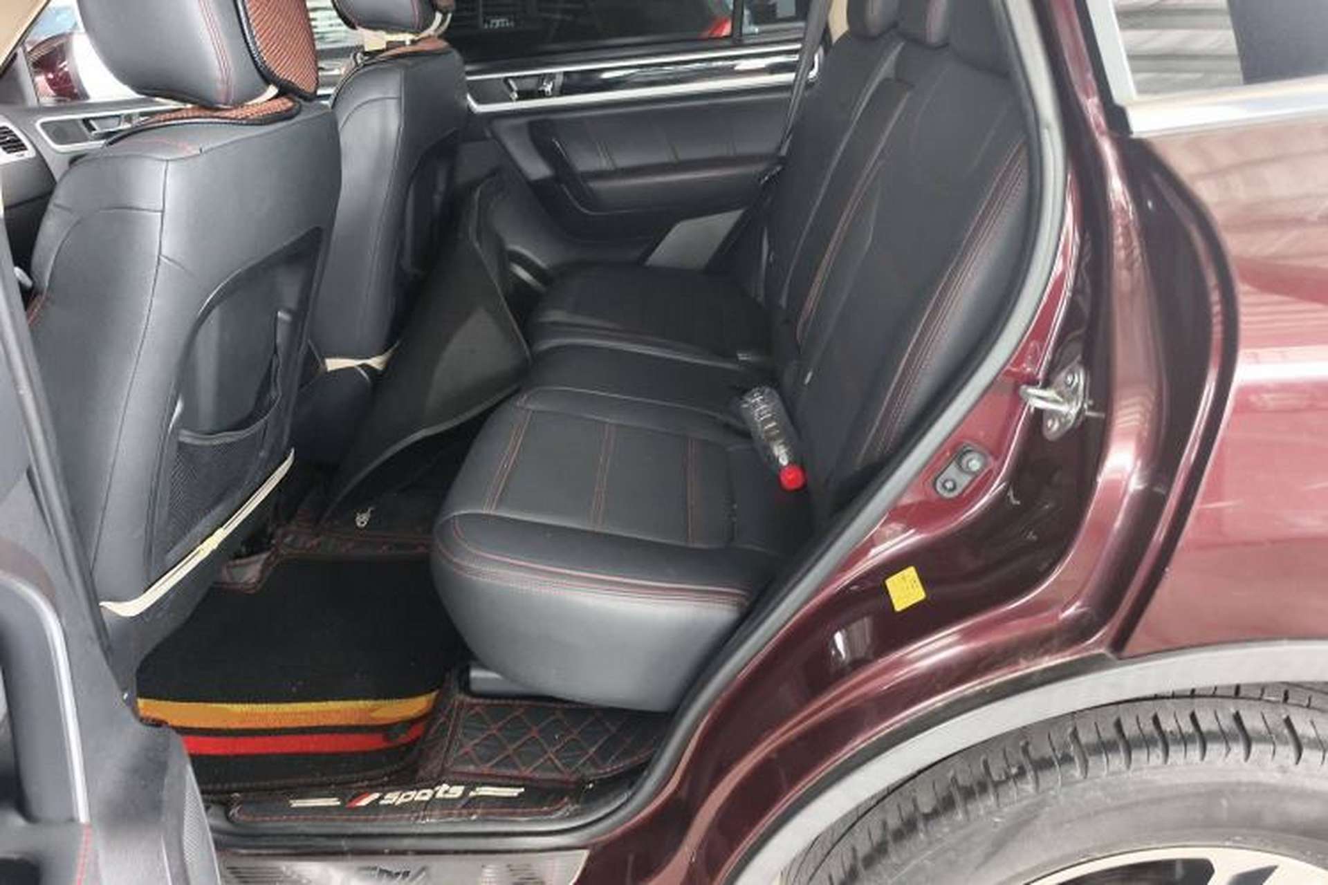 Used Yema T70 2016 1.8T CVT Smart 7-Seater Left Rear Seat