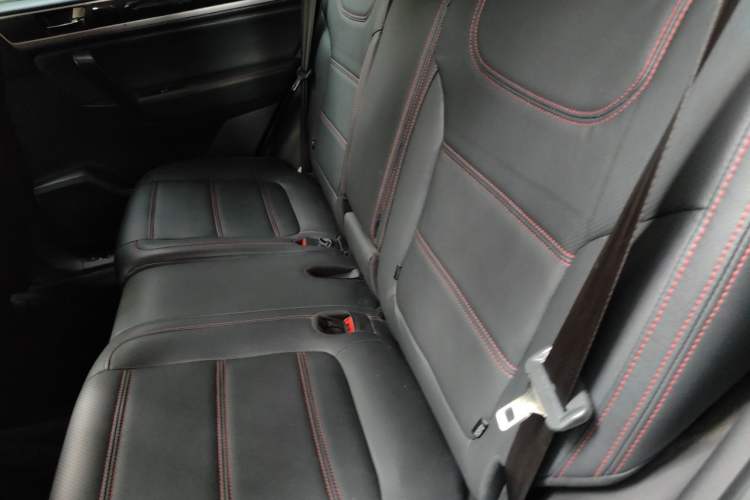 Used Yema T70 2016 1.8T CVT Elegant Model Left Rear Seat