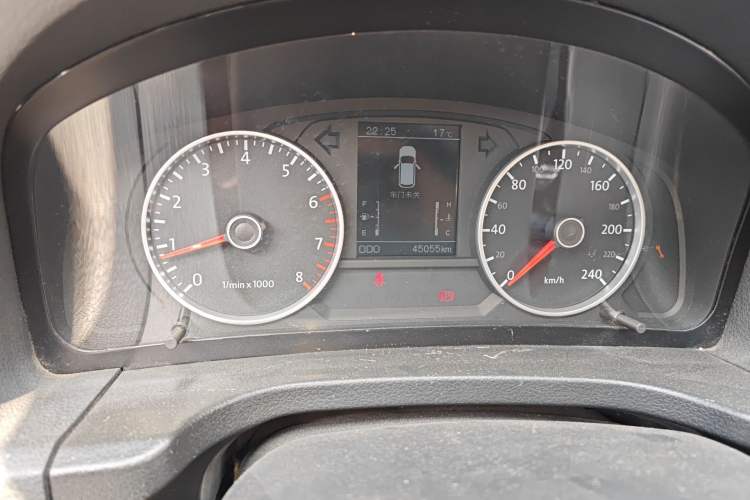 Used Yema T70 2016 Upgraded Model 1.5T Manual Leading Version Odometer Close Up