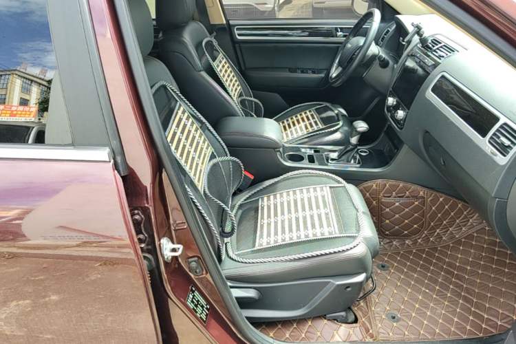 Used Yema T70 2016 1.8T CVT Smart 7-Seater Right Front Seat