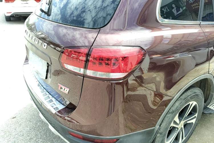 Used Yema T70 2016 1.8T CVT Smart 7-Seater Right Rear Taillight