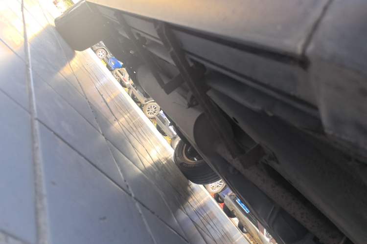 Used Yema T70 2016 Upgraded Model 1.8L Manual Comfort Version Right Side Sill